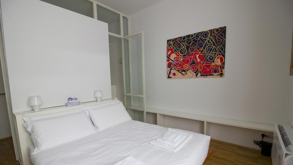 Italianway-Crema Apartment มิลาน ภายนอก รูปภาพ